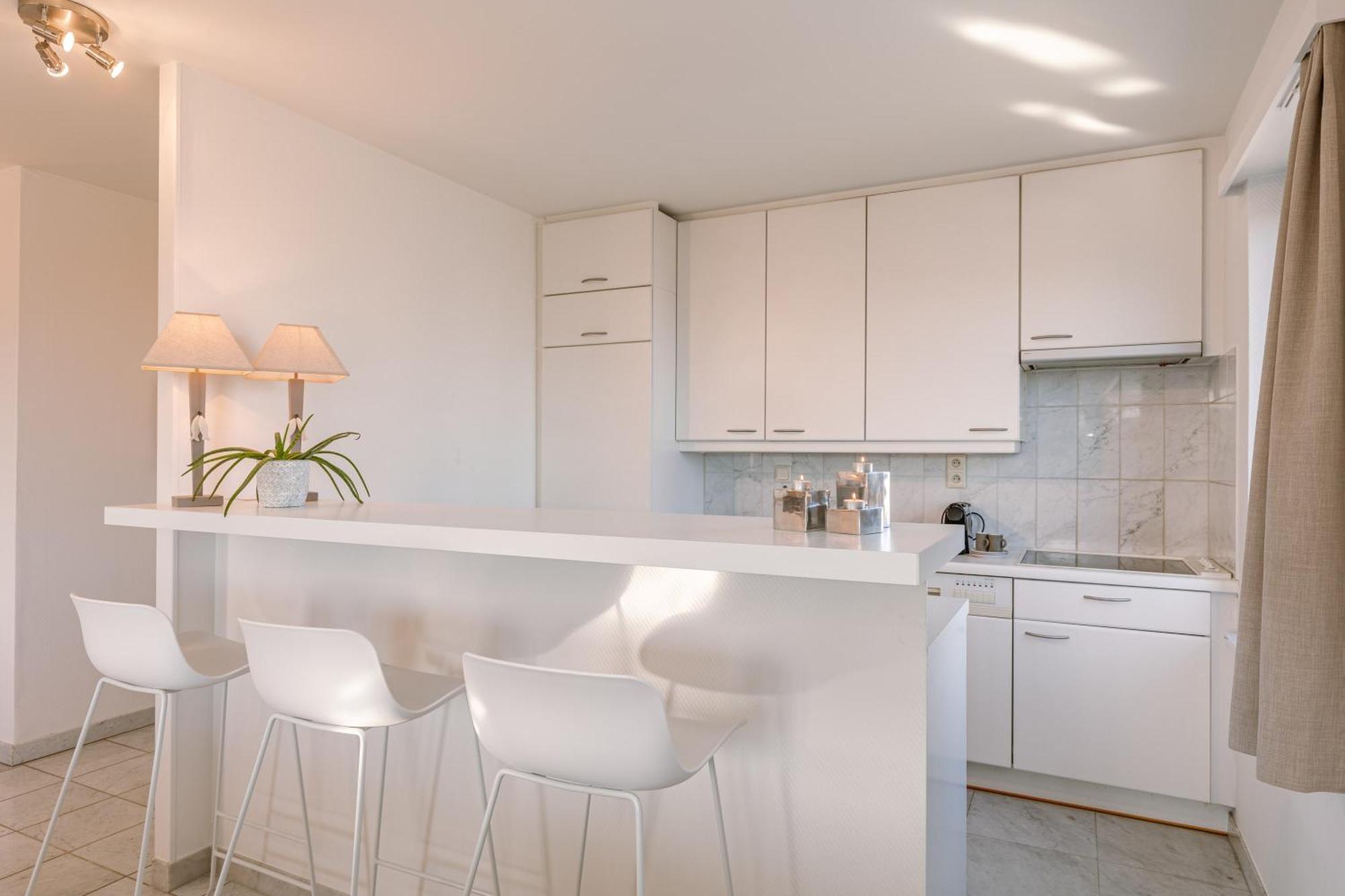 Huswell - Spacious & Modern Sea View Apartment With Garage 오스텐드 외부 사진