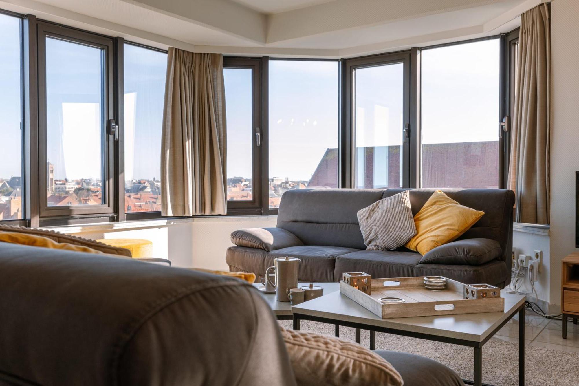 Huswell - Spacious & Modern Sea View Apartment With Garage 오스텐드 외부 사진